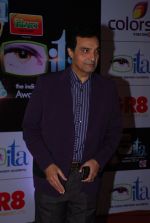 Dheeraj Kumar at ITA Awards red carpet in Mumbai on 1st Nov 2014